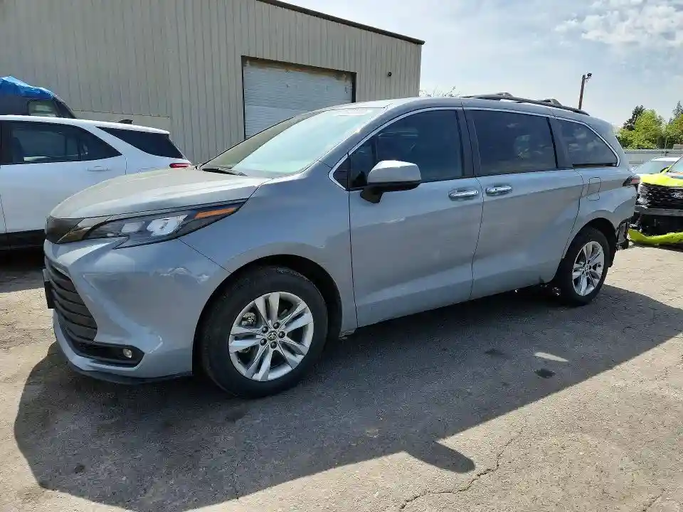 5TDCSKFC5PS085865 2023 TOYOTA SIENNA-0