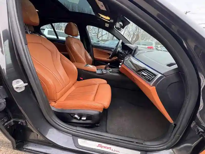 WBAJA7C5XJWA73151 2018 BMW 5 SERIES-4