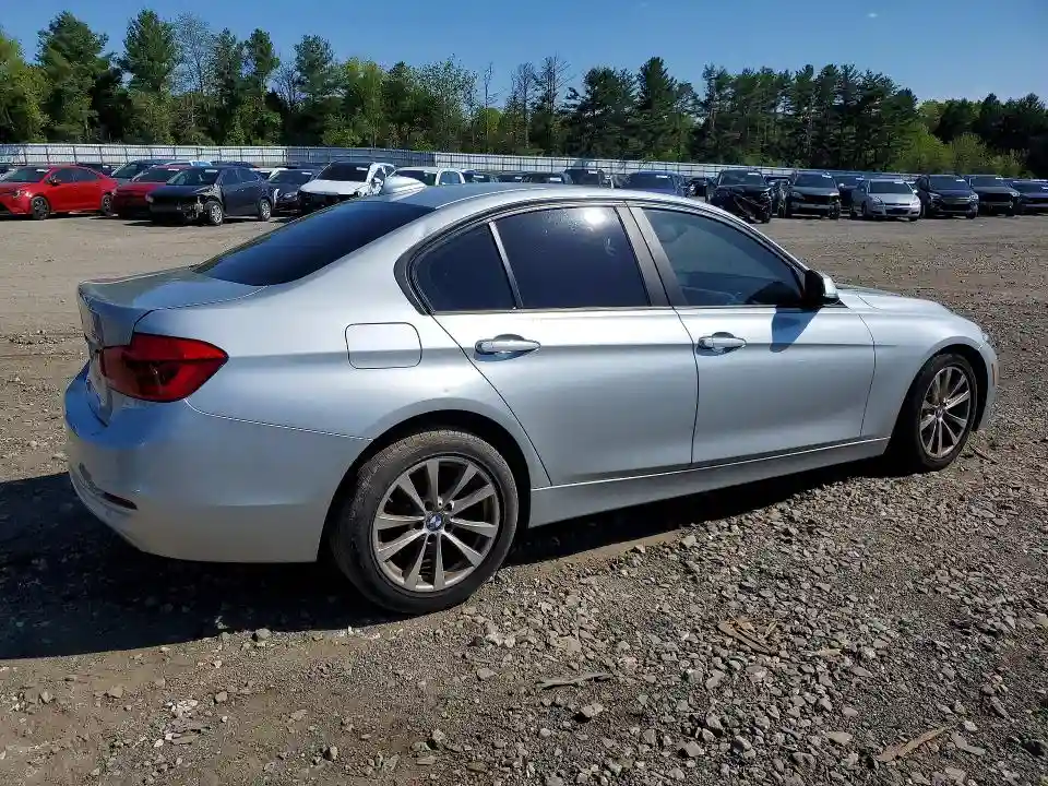 WBA8E5G57JNU47185 2018 BMW 3 SERIES-2