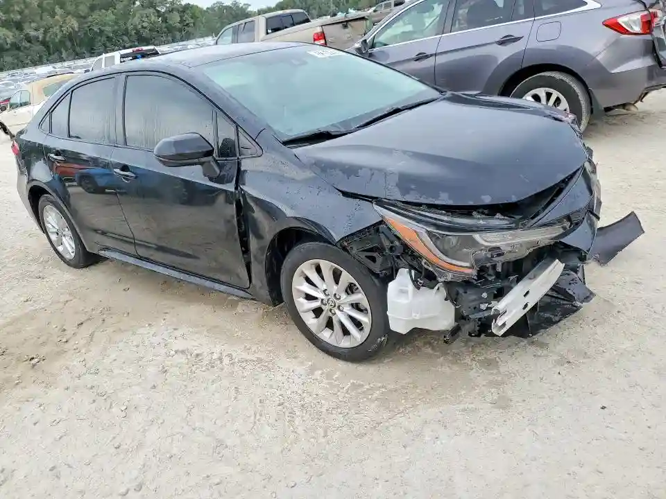 JTDVPMAE9MJ160087 2021 TOYOTA COROLLA-3