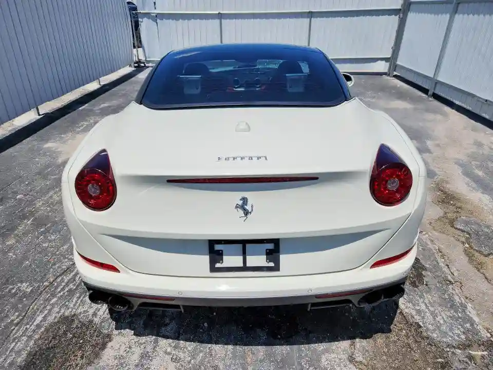 ZFF77XJA1H0221016 2017 FERRARI CALIFORNIA-5