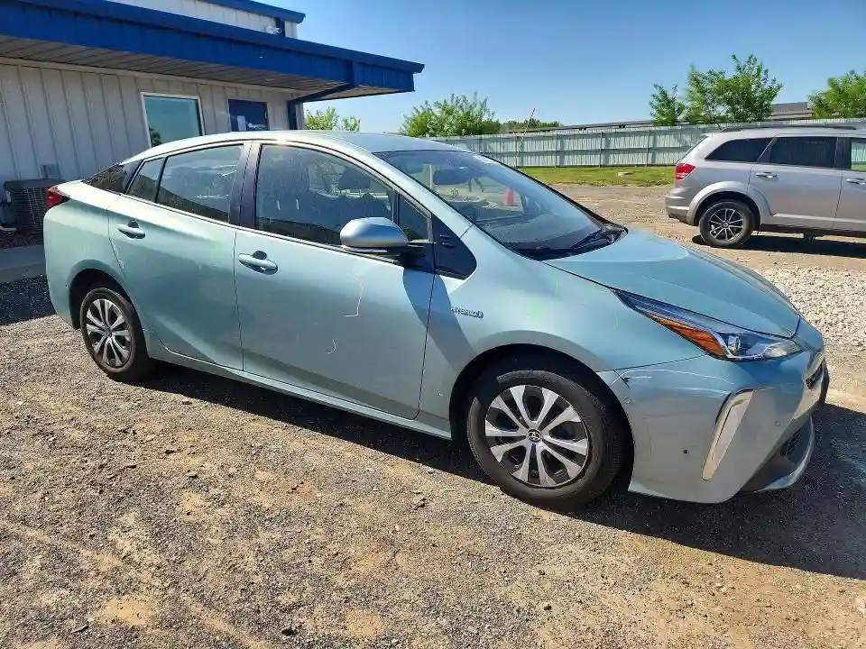 JTDL9RFU8K3010424 2019 TOYOTA PRIUS-3