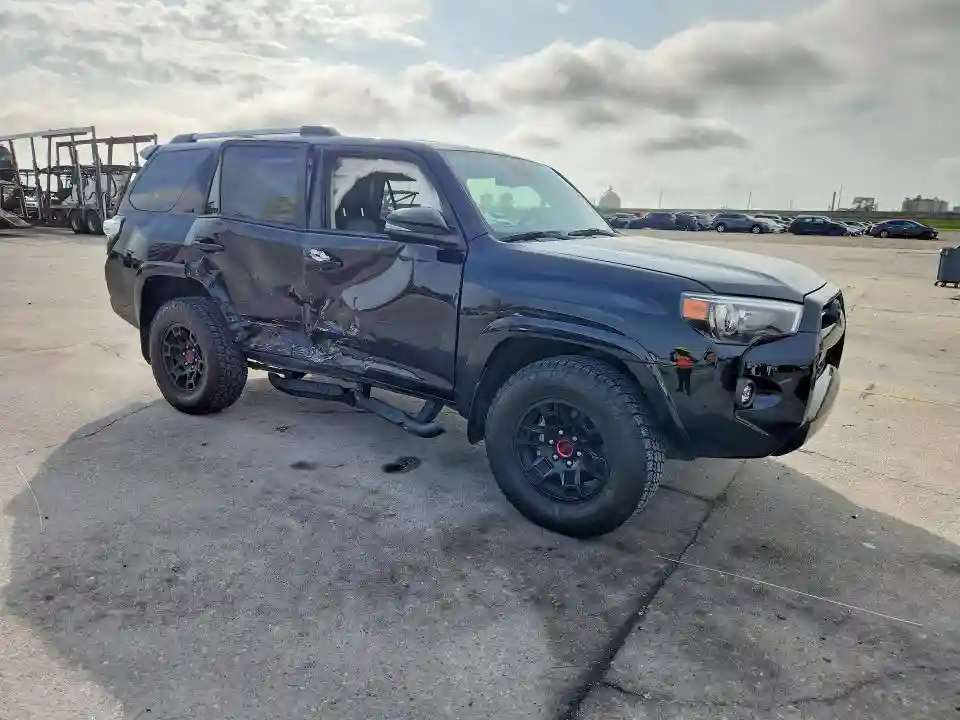 JTENU5JR3R6273038 2024 TOYOTA 4RUNNER-3
