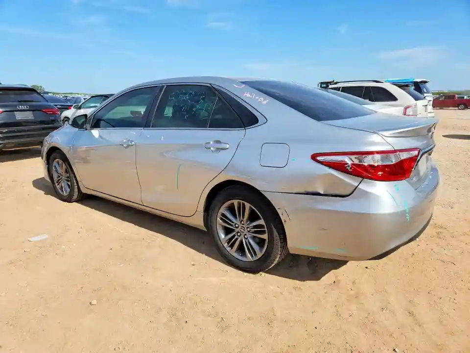4T1BF1FK0FU972779 2015 TOYOTA CAMRY-1
