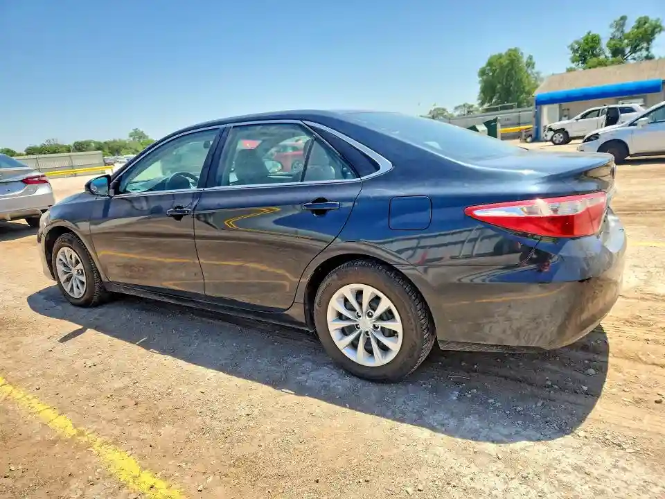 4T1BF1FK3HU343617 2017 TOYOTA CAMRY-1