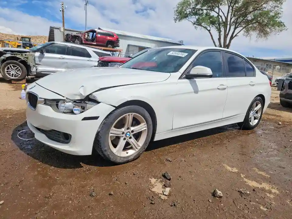 WBA3B1C51FK139973 2015 BMW 3 SERIES-0