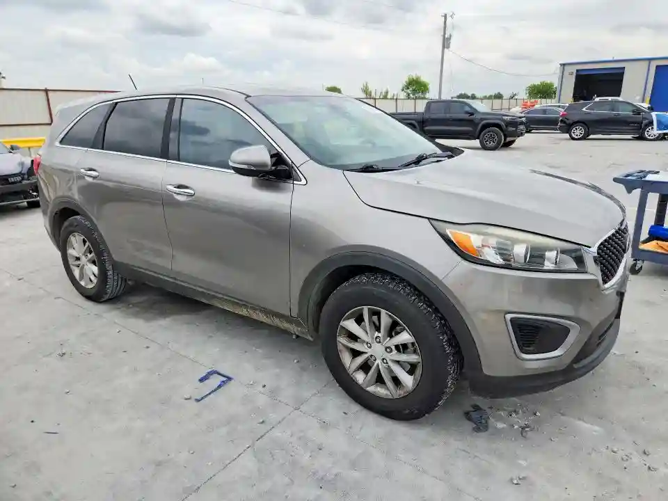 5XYPG4A31GG163139 2016 KIA SORENTO-3