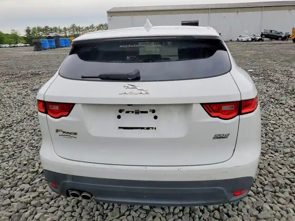 SADCS2BN7HA089703 2017 JAGUAR F-PACE-5