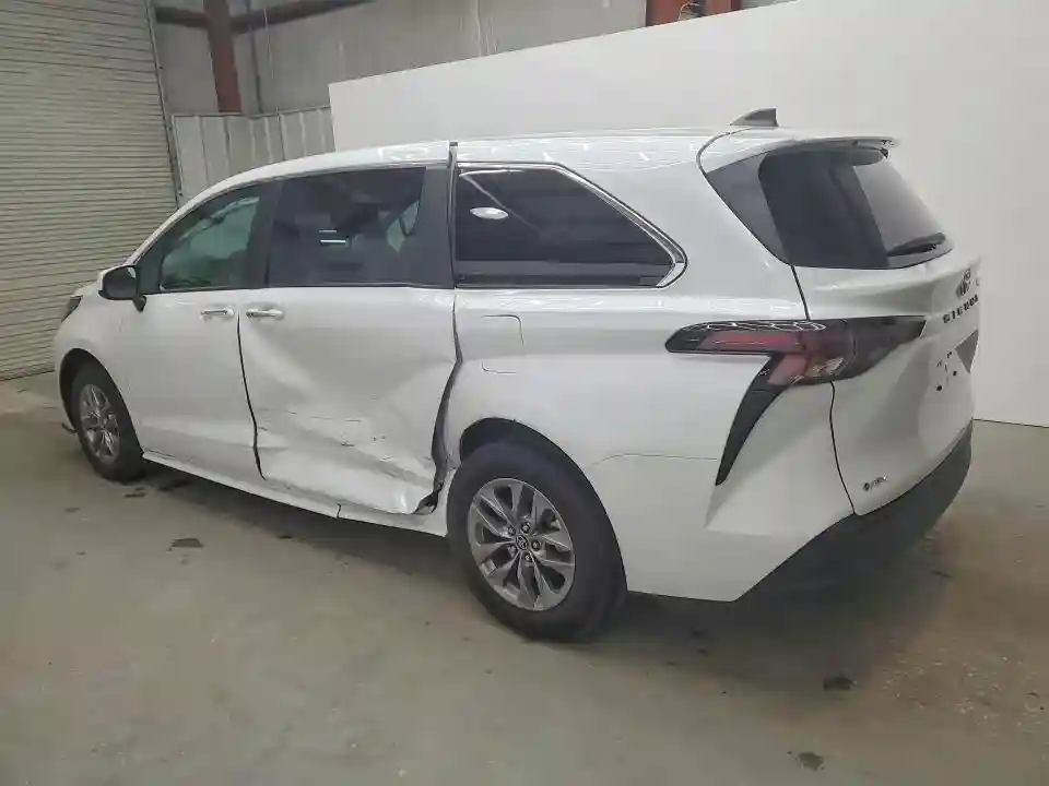 5TDYRKEC1SS262276 2025 TOYOTA SIENNA-1