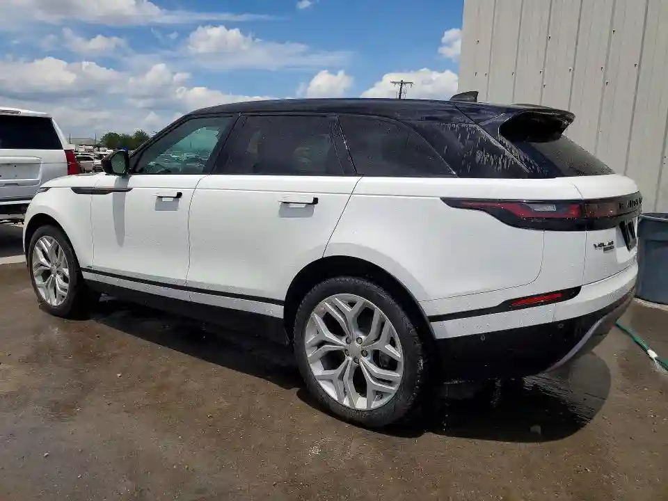 SALYL2RX8JA735867 2018 LAND ROVER RANGEROVER-1