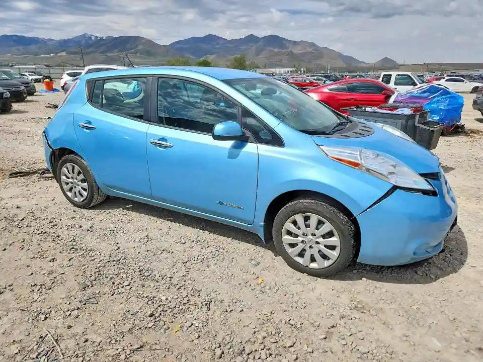 1N4AZ0CP2FC312563 2015 NISSAN LEAF-3