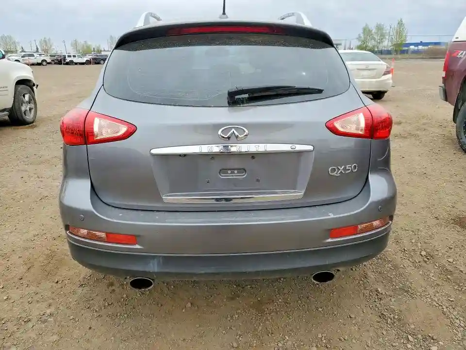 JN1BJ0HR3FM771422 2015 INFINITI QX50-5