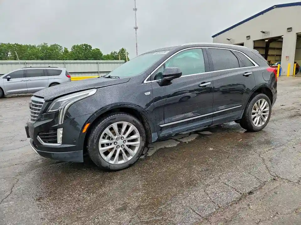 1GYKNFRS0HZ312242 2017 CADILLAC XT5-0