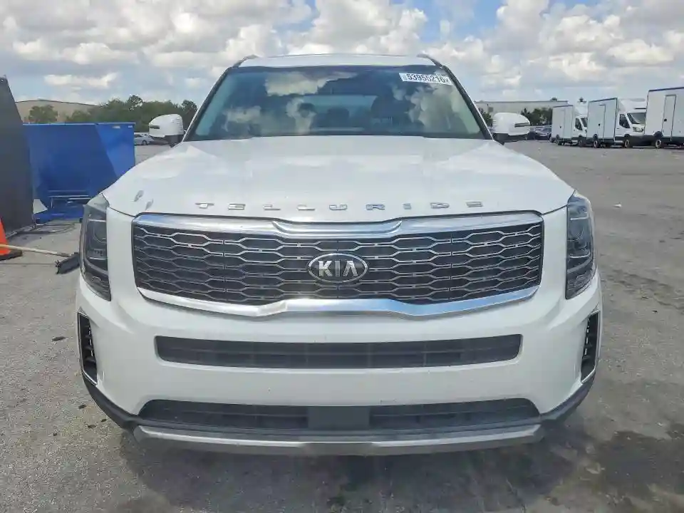 5XYP34HC6LG011594 2020 KIA TELLURIDE-4