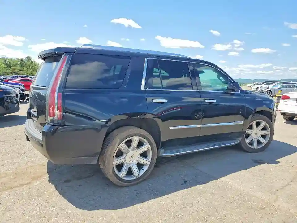 1GYS4BKJ3FR286715 2015 CADILLAC ESCALADE-2