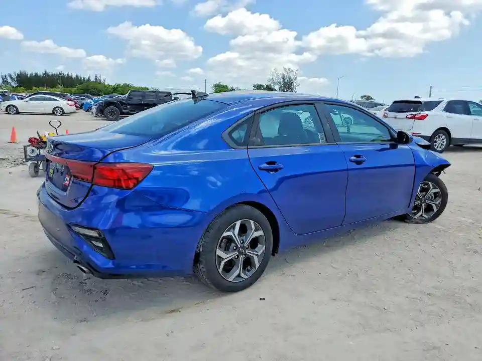 3KPF24AD3KE084211 2019 KIA FORTE LXS-2