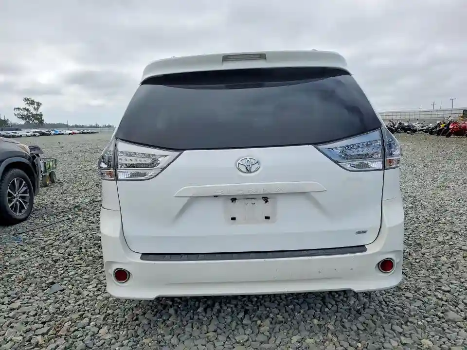 5TDXK3DC8FS586967 2015 TOYOTA SIENNA-5
