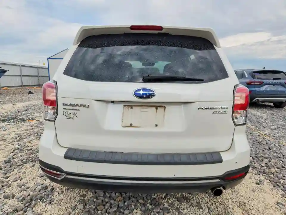 JF2SJAEC8HH510108 2017 SUBARU FORESTER-5
