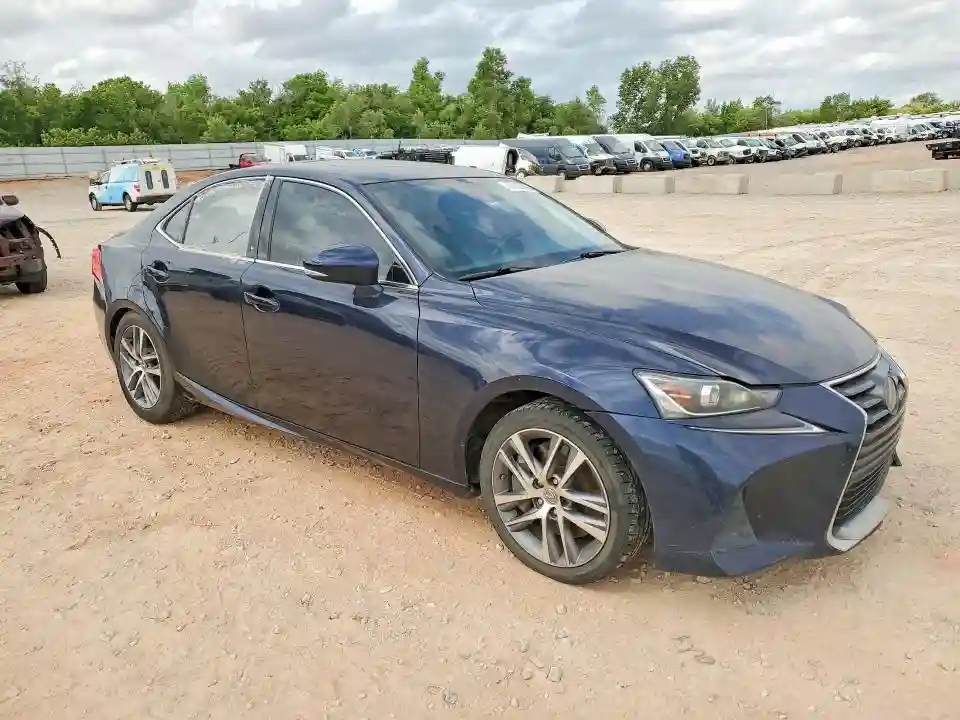 JTHBA1D25K5093643 2019 LEXUS IS-3