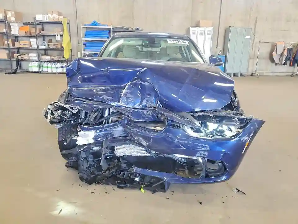 WBA8A3C59JA487068 2018 BMW 3 SERIES-4