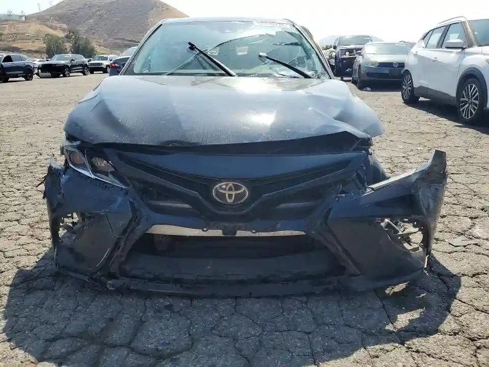 4T1B11HK2KU776204 2019 TOYOTA CAMRY-4