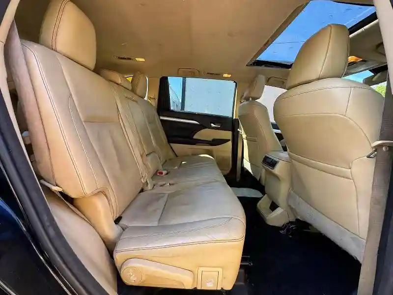 5TDJGRFH3HS023332 2017 TOYOTA HIGHLANDER-5