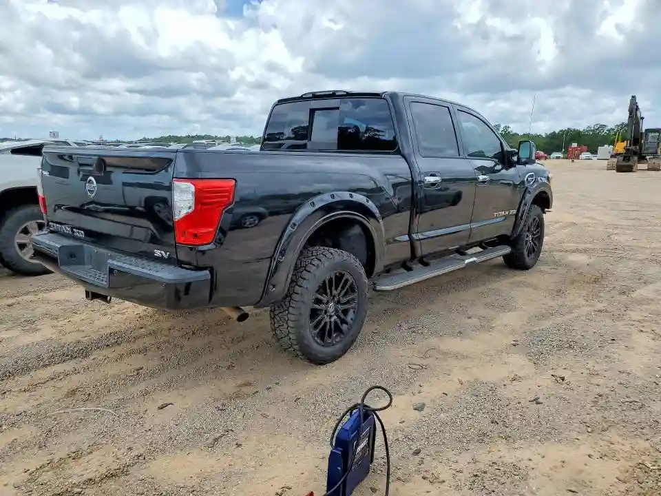 1N6AA1F23HN549963 2017 NISSAN TITAN-2