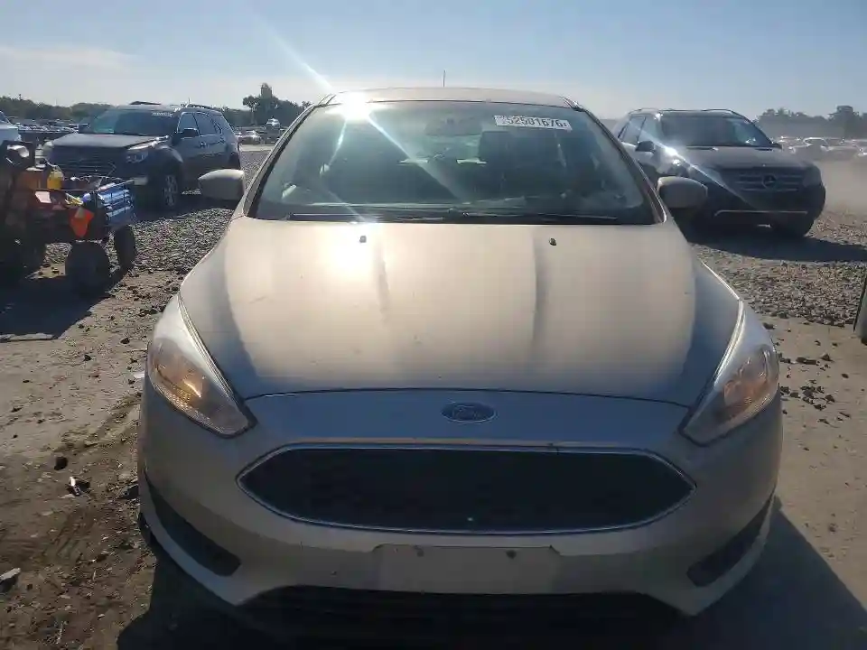 1FADP3K20JL281901 2018 FORD FOCUS-4
