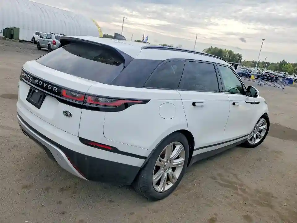 SALYJ2EU8MA321235 2021 LAND ROVER RANGEROVER-2