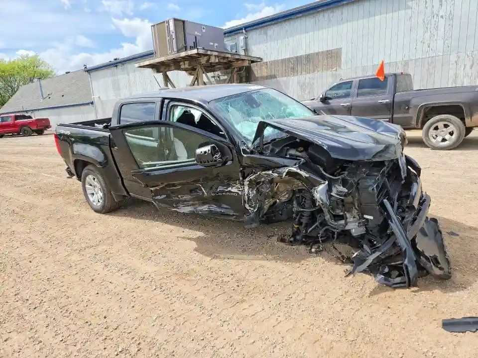 1GCGTCEN8M1223026 2021 CHEVROLET COLORADO-3