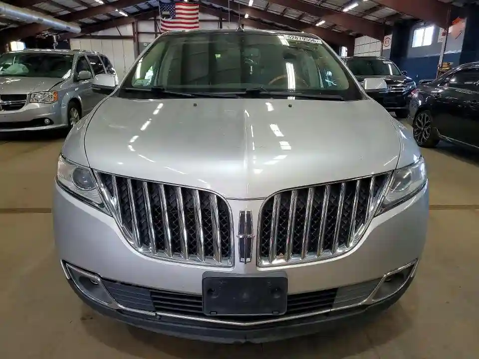2LMDJ8JK9FBL24312 2015 LINCOLN TOWNHOUSE MKX-4