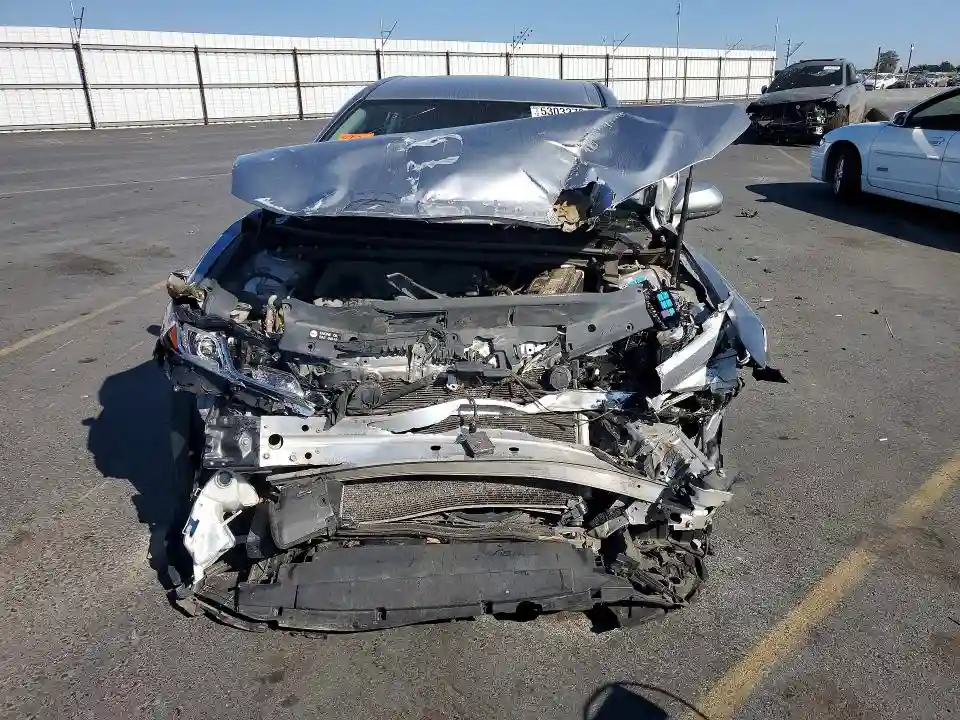 4T1C11AK6LU364349 2020 TOYOTA CAMRY-4