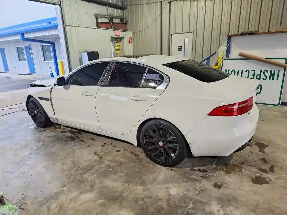 SAJAR4BG7HA978837 2017 JAGUAR XE-1