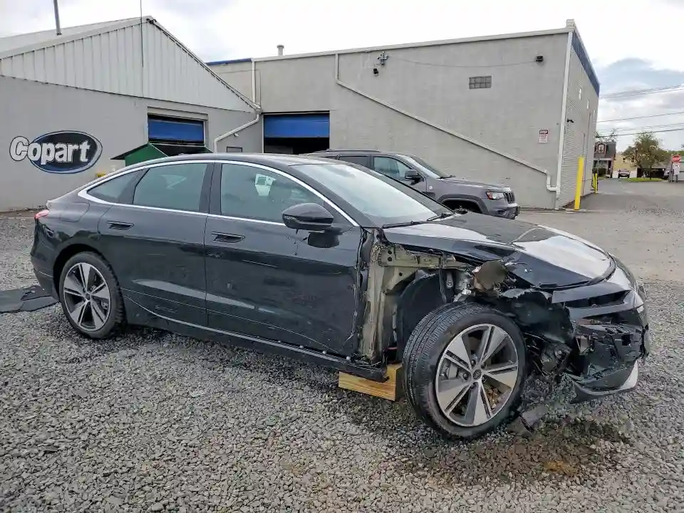 WAU3DAGHXSA027588 2025 AUDI A6 E-TRON-3