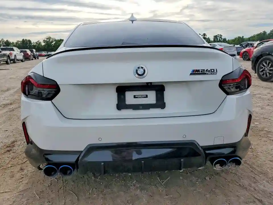 3MW53CM0XN8C49182 2022 BMW M2-5