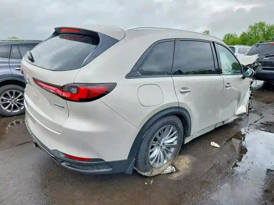 JM3KKBHA1R1127897 2024 MAZDA CX-90-2