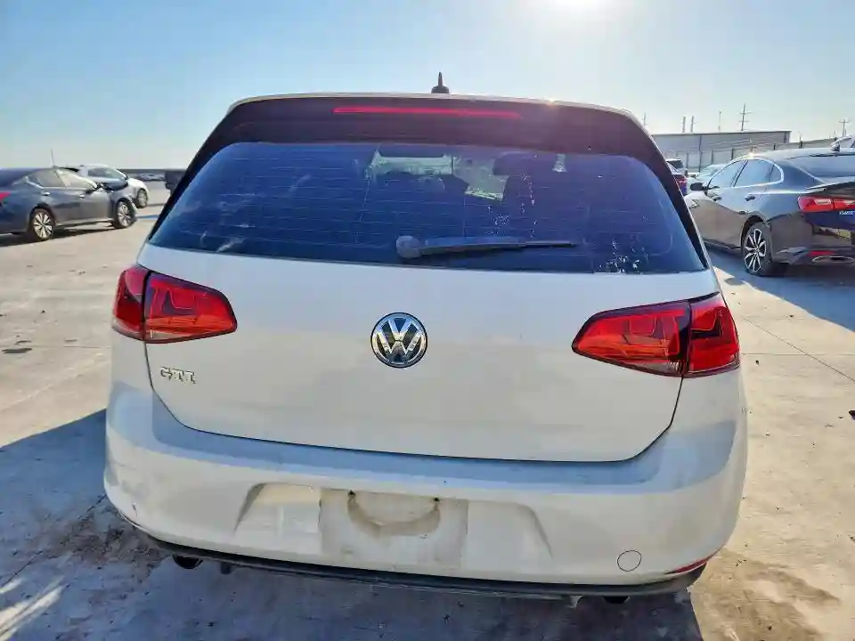3VW4T7AU4HM062235 2017 VOLKSWAGEN GTI-5