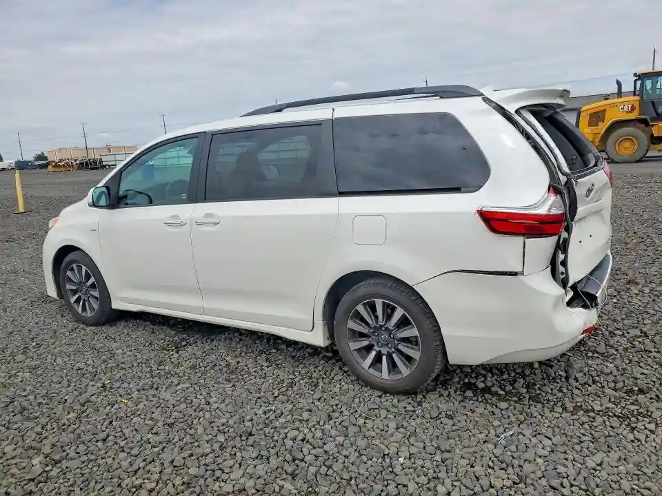 5TDDZ3DC9KS216040 2019 TOYOTA SIENNA-1