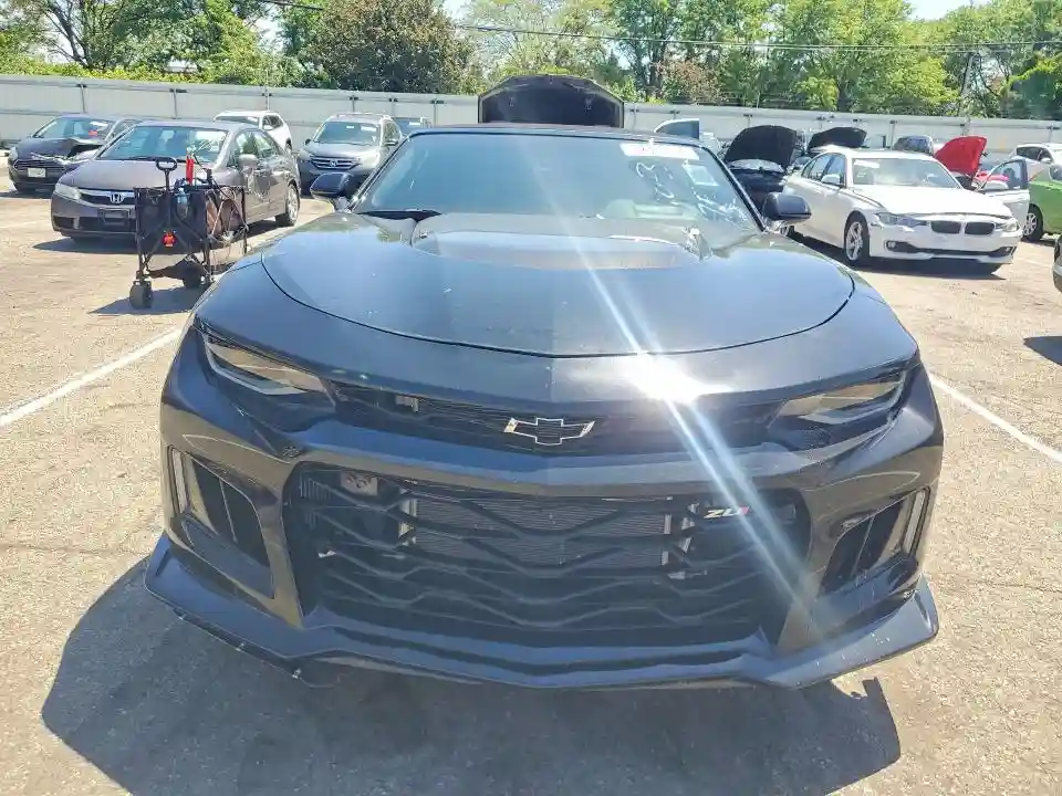 1G1FK3D60J0137356 2018 CHEVROLET CAMARO-4