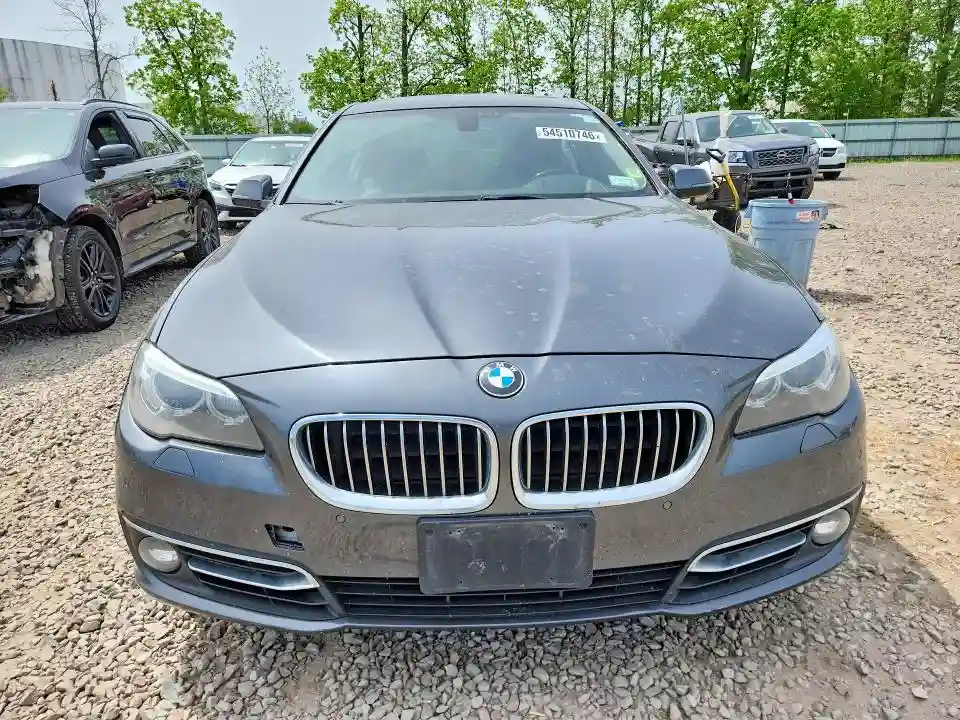 WBA5B3C56GG252570 2016 BMW 5 SERIES-4