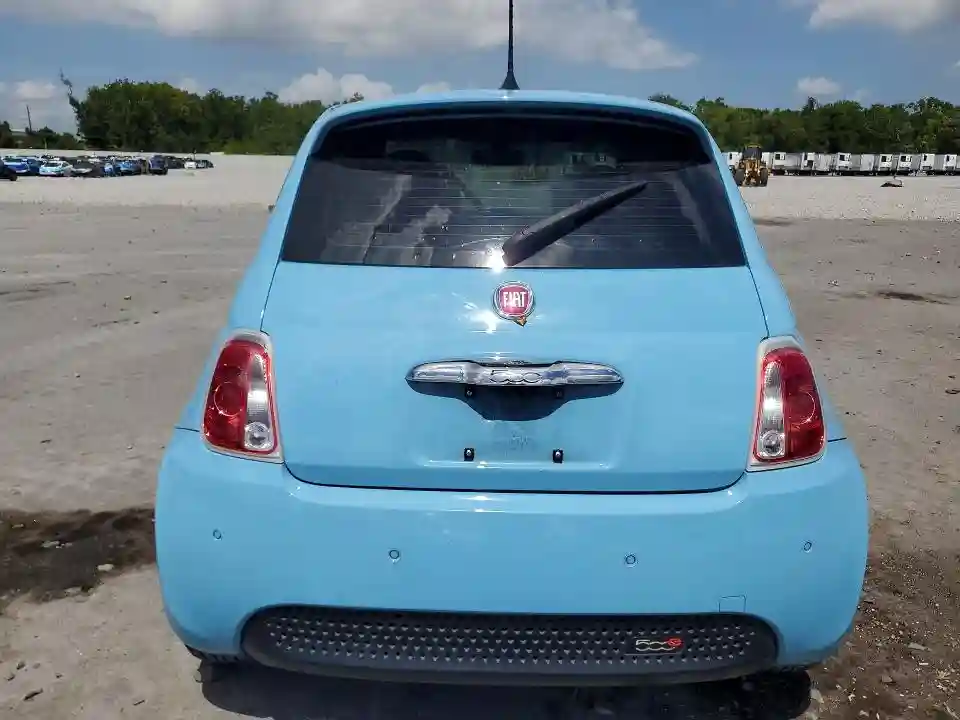 3C3CFFGE4HT659945 2017 FIAT 500-5