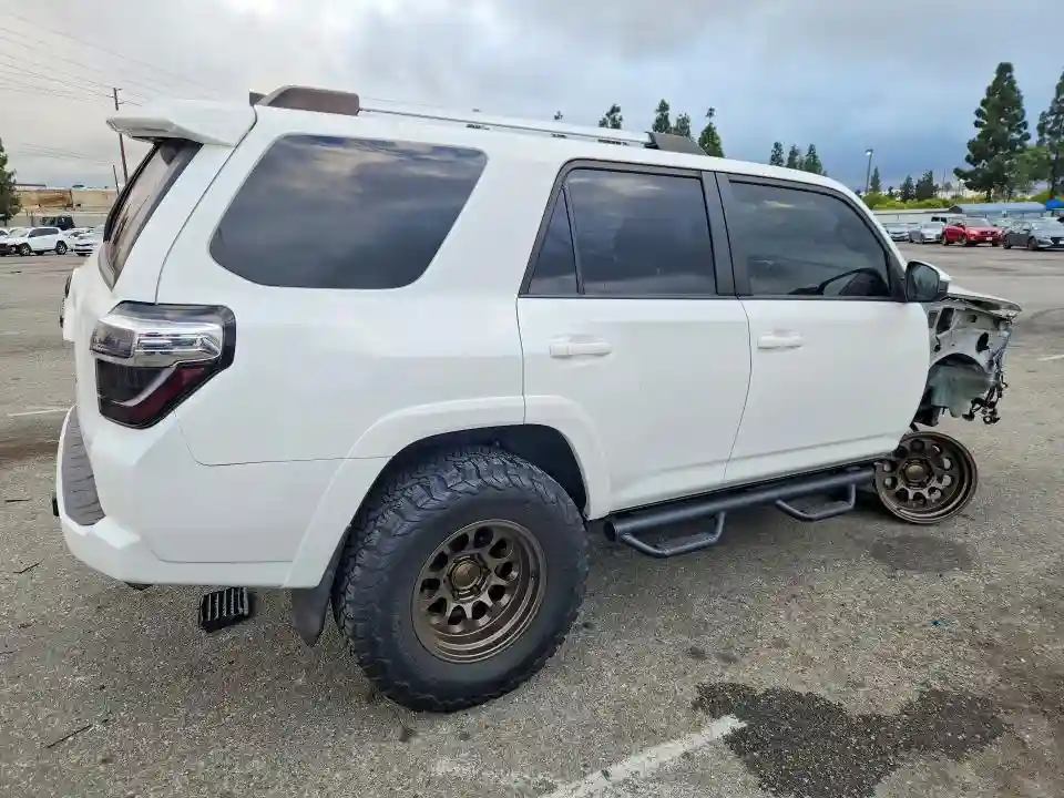 JTEMU5JRXP6102148 2023 TOYOTA 4RUNNER-2