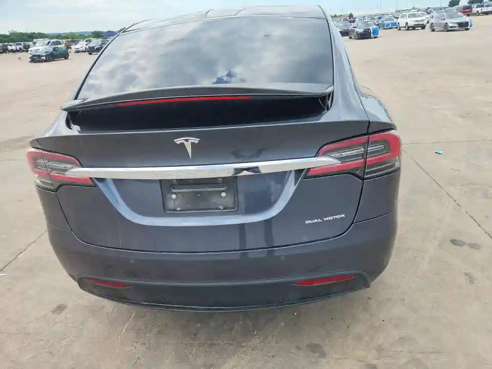 5YJXCBE28MF323229 2021 TESLA MODEL X-5