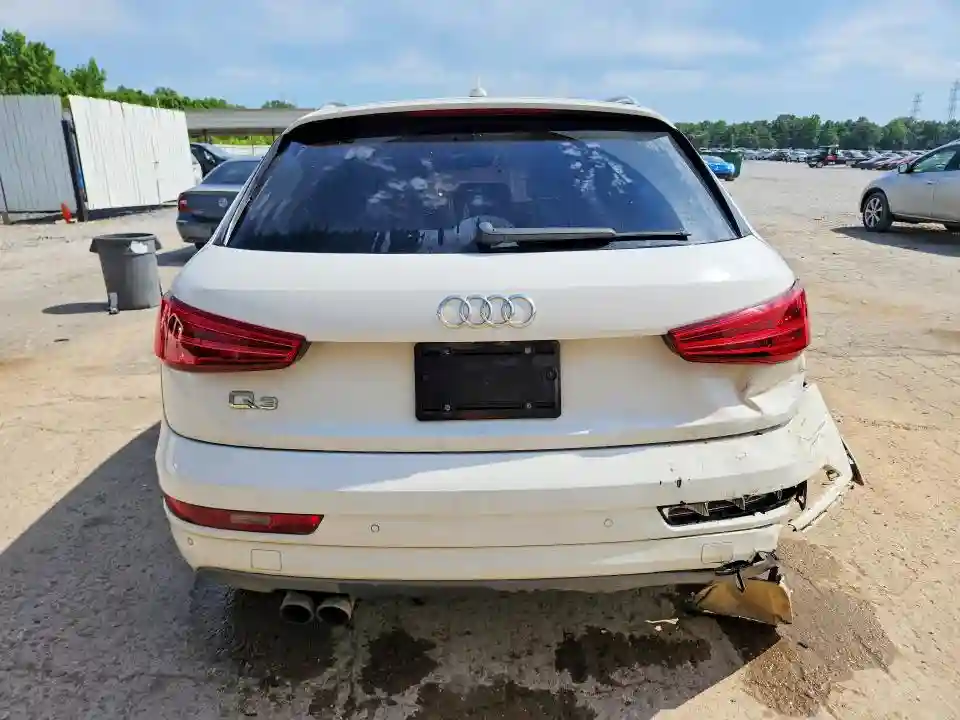 WA1BCCFS6HR010883 2017 AUDI Q3-5