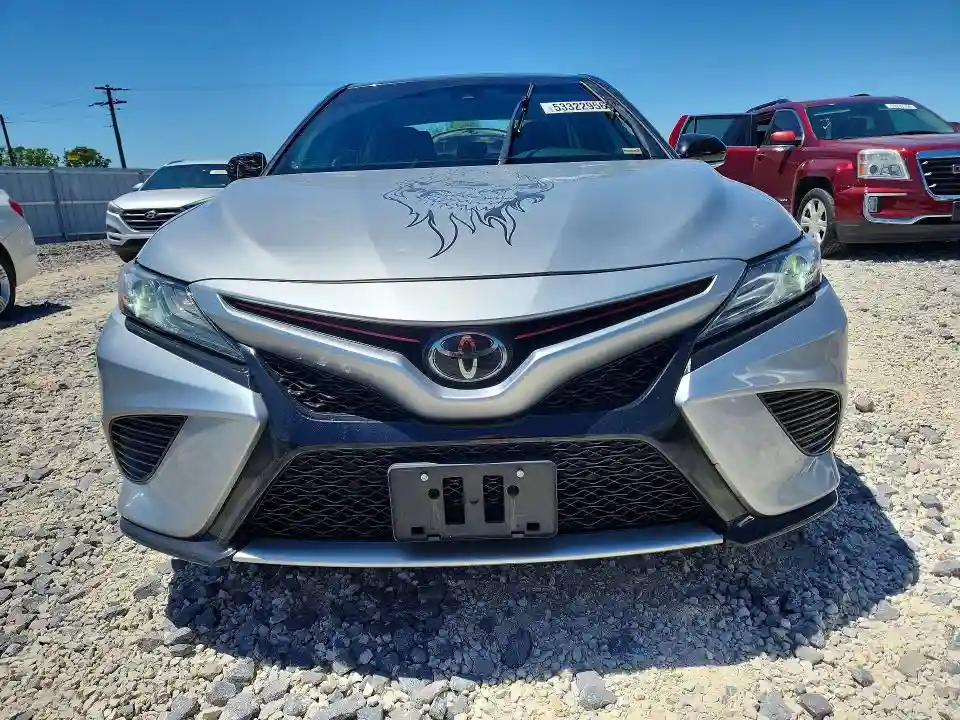 4T1B61HK5KU190050 2019 TOYOTA CAMRY-4