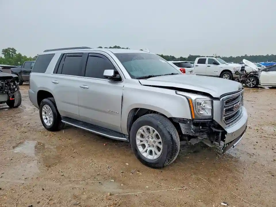1GKS1BKC3JR238578 2018 GMC YUKON-3
