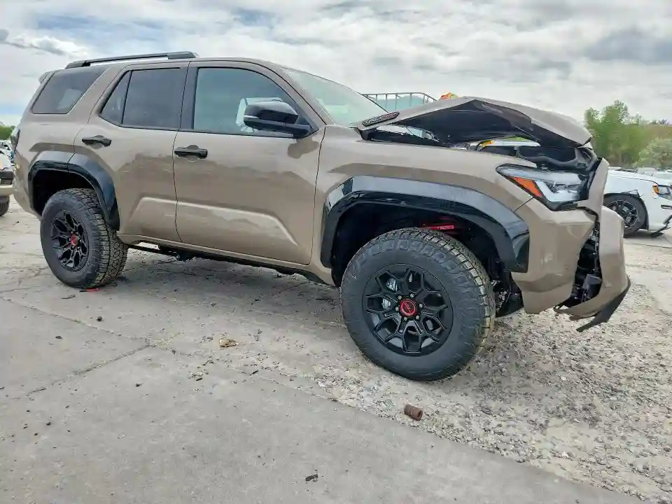 JTEVB5BR5S5017709 2025 TOYOTA 4RUNNER-3