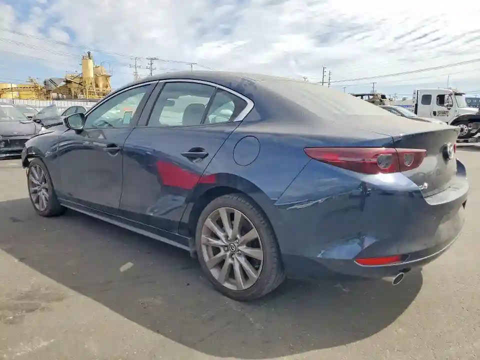 JM1BPABL9M1346081 2021 MAZDA 3-1