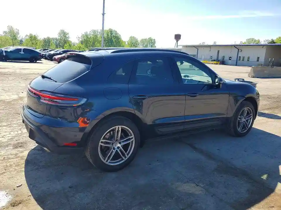 WP1AA2A53NLB01545 2022 PORSCHE MACAN-2