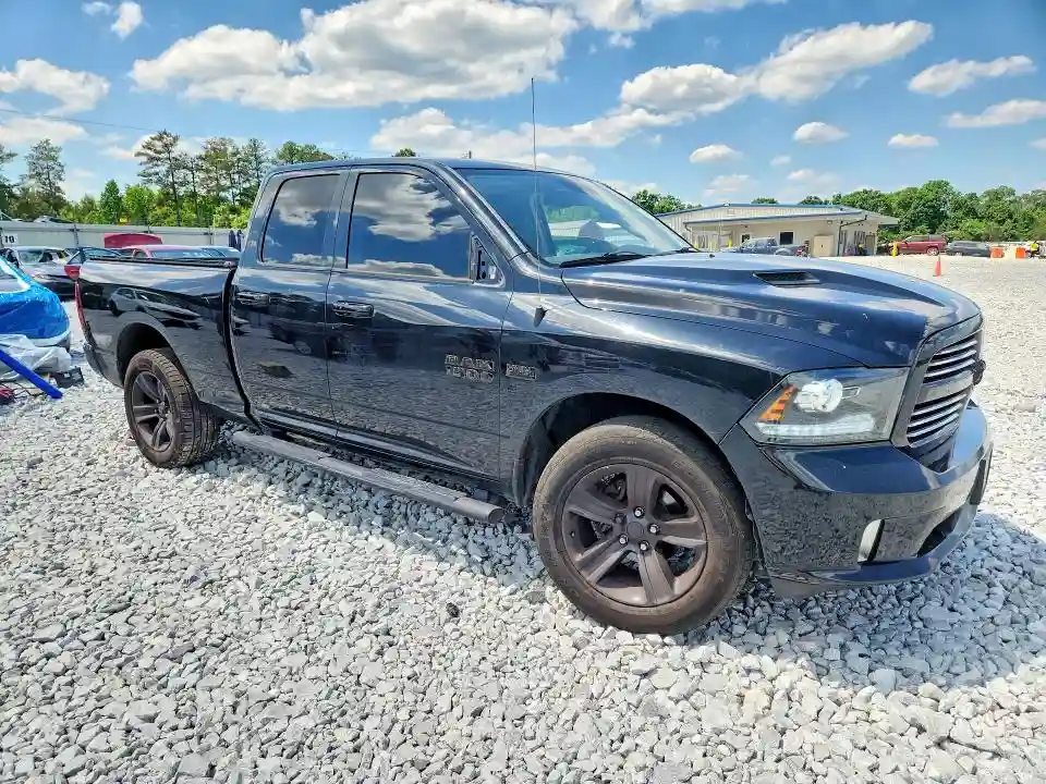 1C6RR7HT2HS508319 2017 RAM 1500-3